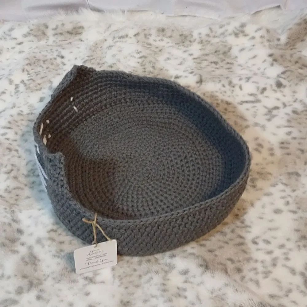 Handmade Kitty Cat Napping Bed - Picture 2 of 4